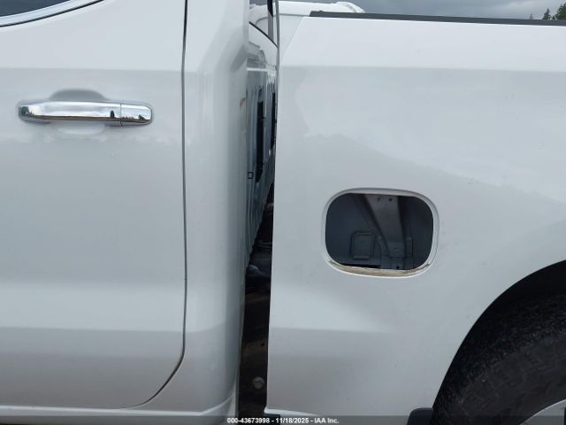2022 CHEVROLET SILVERADO 1500 1GCUDGED3NZ517208 Photo 5