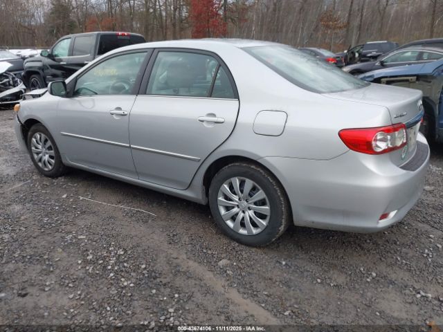 2013 TOYOTA COROLLA 2T1BU4EE9DC072609 Photo 2