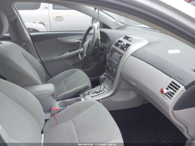 2013 TOYOTA COROLLA 2T1BU4EE9DC072609 Photo 4