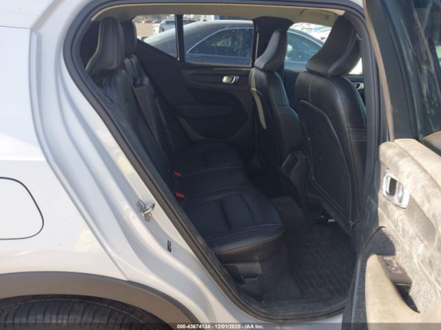2021 VOLVO XC40 YV4AC2HK8M2536571 Photo 7