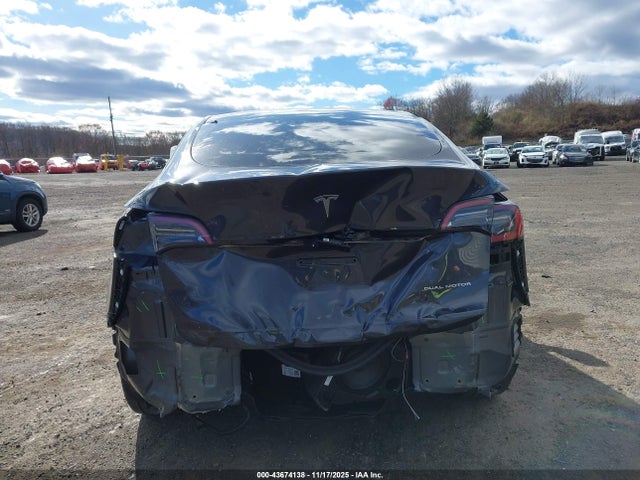 2024 TESLA MODEL Y 7SAYGDEE6RA321209 Photo 5