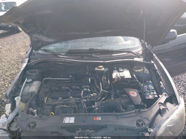 2004 MAZDA MAZDA3 JM1BK12F041167999 Photo 9