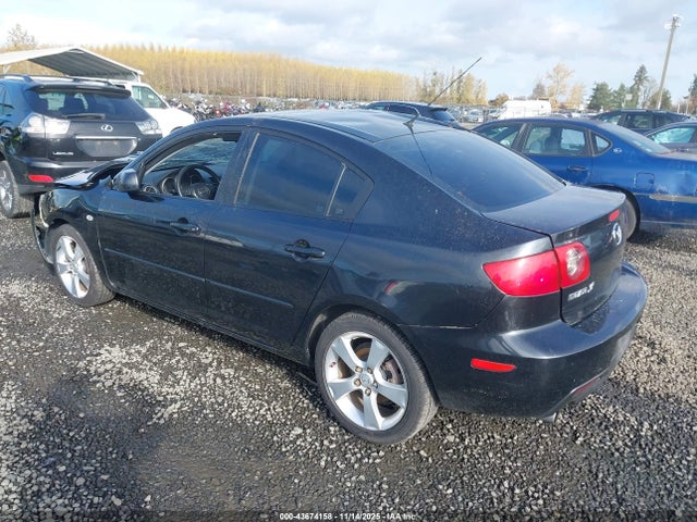 2004 MAZDA MAZDA3 JM1BK12F041167999 Photo 2