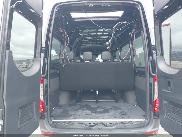 W1Z4NGHY3RT181443 Mercedes-Benz Sprinter 2500 High Roof 4-cyl Diesel Ho