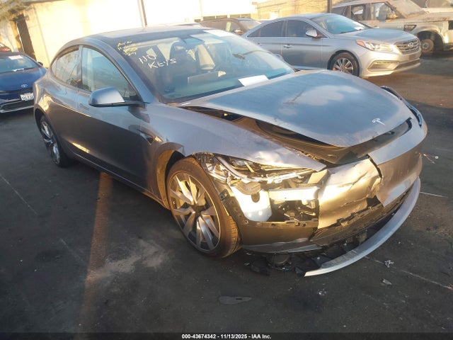 2025 TESLA MODEL 3 5YJ3E1EA6SF032672 Photo 0