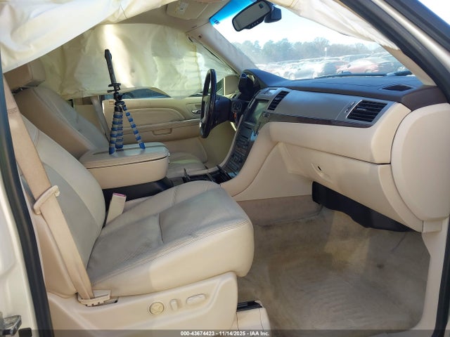 2008 CADILLAC ESCALADE 1GYFK63848R253798 Photo 4