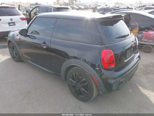 2016 MINI HARDTOP WMWXM9C5XGT996931 Photo 2