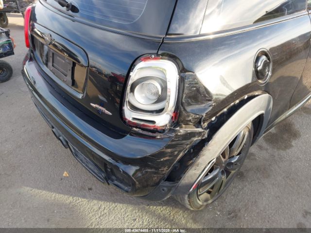 2016 MINI HARDTOP WMWXM9C5XGT996931 Photo 5