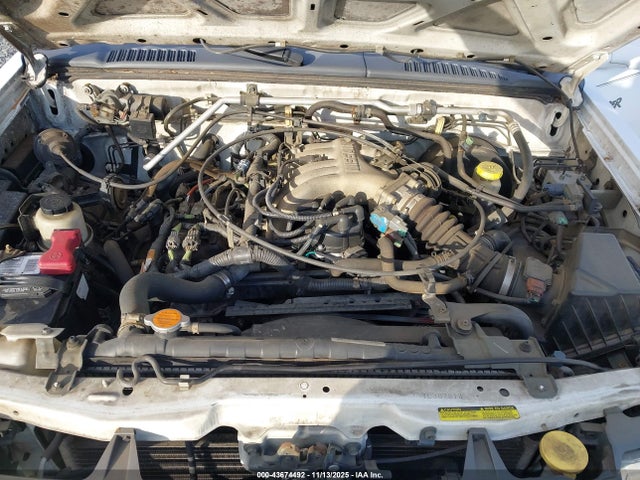 2000 Nissan Frontier Se-v6/xe-v6 მანქანა იყიდება აუქციონზე, vin: 1N6ED27Y1YC387814, აუქციონის ნომერი: 43674492