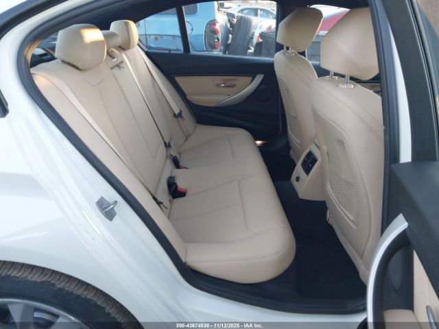 2018 BMW 320I WBA8A3C58JA495095 Photo 7