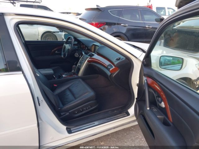 2010 ACURA RL JH4KB2F63AC001197 Photo 4
