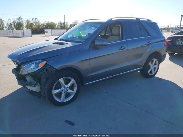Mercedes-Benz GLE 350 2017 4JGDA5JB0HA825758 Image 2