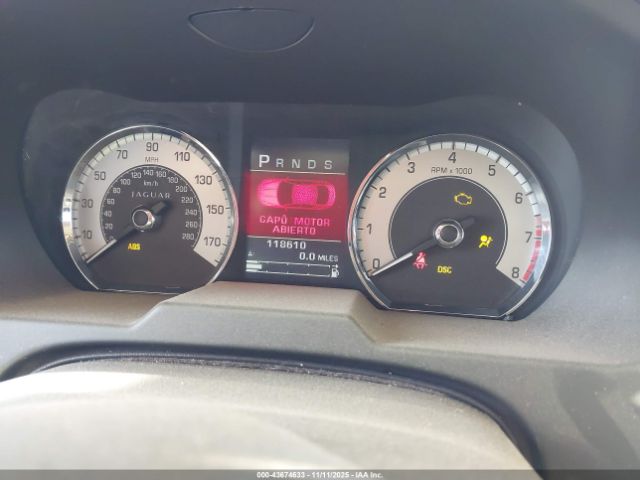 2010 JAGUAR XF SAJWA0GB7ALR61923 Photo 6