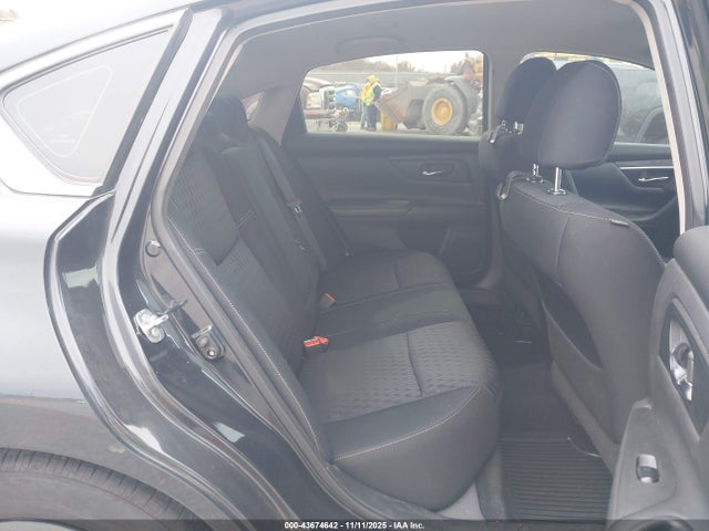 Продаж на аукціоні авто 2017 Nissan Altima 2.5 S, vin: 1N4AL3AP9HN355181, номер лоту: 43674642
