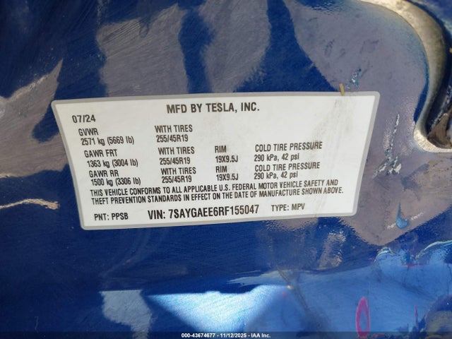 2024 Tesla Model Y Long Range Dual Motor All-wheel Drive მანქანა იყიდება აუქციონზე, vin: 7SAYGAEE6RF155047, აუქციონის ნომერი: 43674677