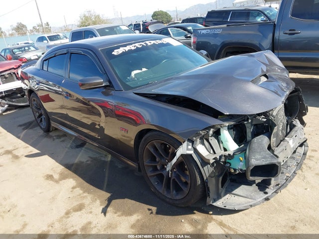 2C3CDXGJ8MH511230 Dodge Charger Scat Pack Rwd