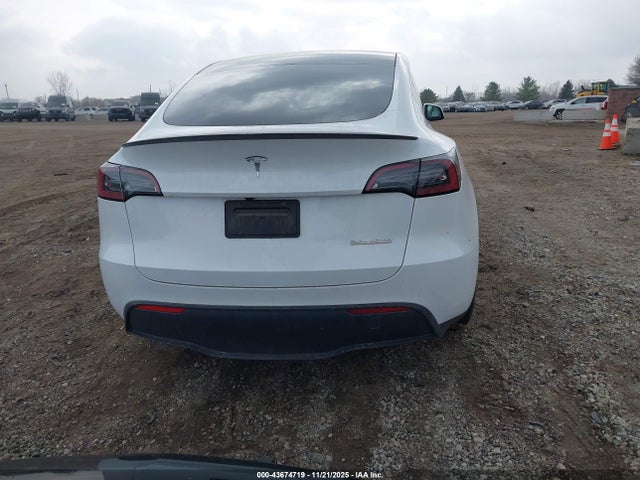 Aukcja sprzedaży 2024 Tesla Model Y Performance Dual Motor All-wheel Drive, vin: 7SAYGDEF9RA281328, numer aukcji: 43674719