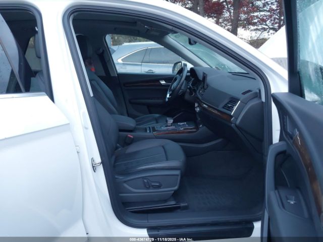 2019 AUDI Q5 WA1ANAFY0K2133139 Photo 4