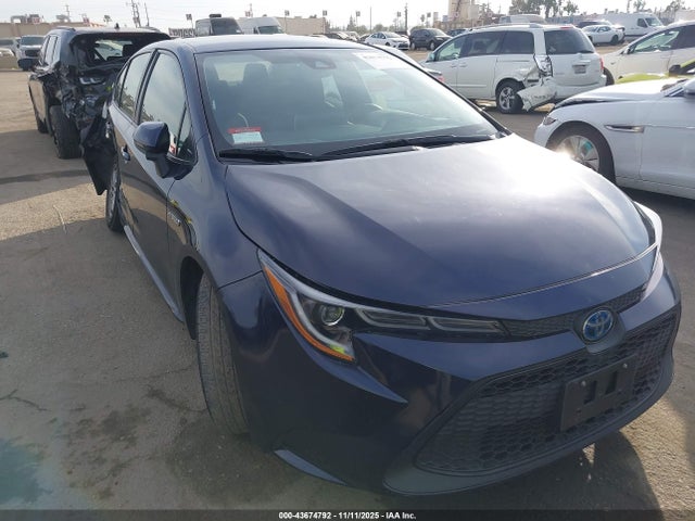 Toyota Corolla Hybrid Le 2021 JTDEAMDE8MJ019086 Image 1