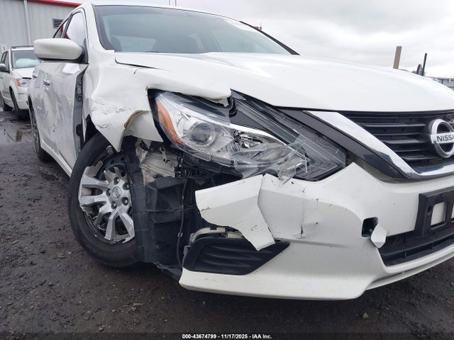 1N4AL3AP5HC273279 Nissan Altima 2.5 S