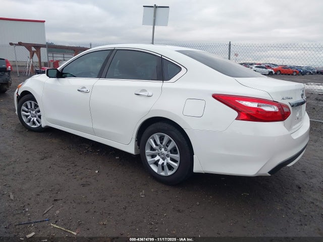 1N4AL3AP5HC273279 Nissan Altima 2.5 S