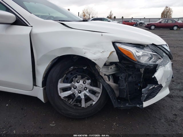 1N4AL3AP5HC273279 Nissan Altima 2.5 S