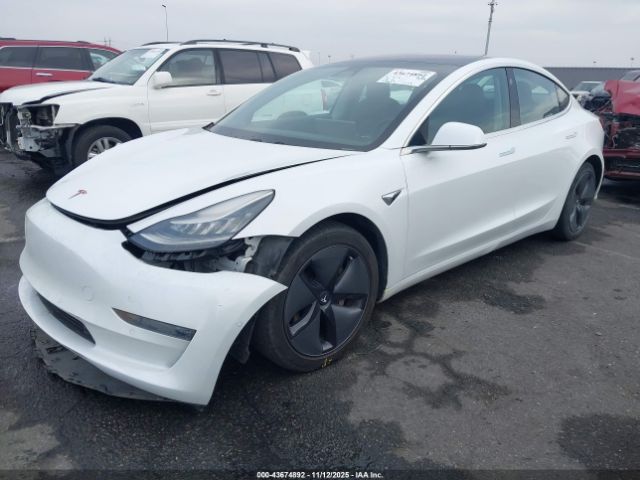 2018 TESLA MODEL 3 5YJ3E1EB1JF181496 Photo 1