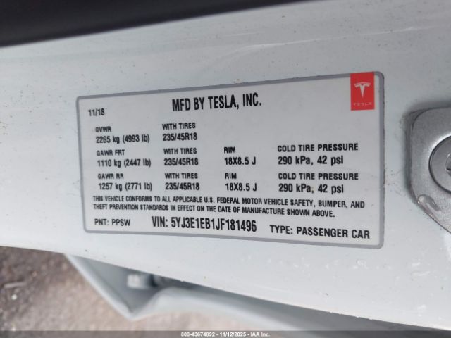 2018 TESLA MODEL 3 5YJ3E1EB1JF181496 Photo 8