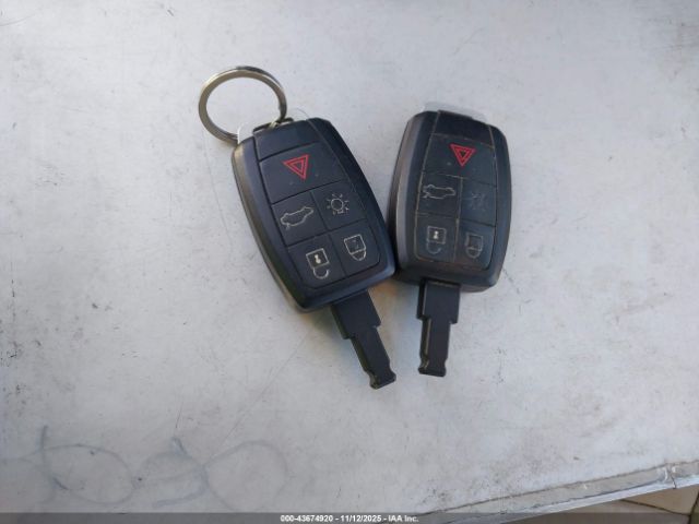 2013 VOLVO C70 YV1672MC9DJ140791 Photo 10