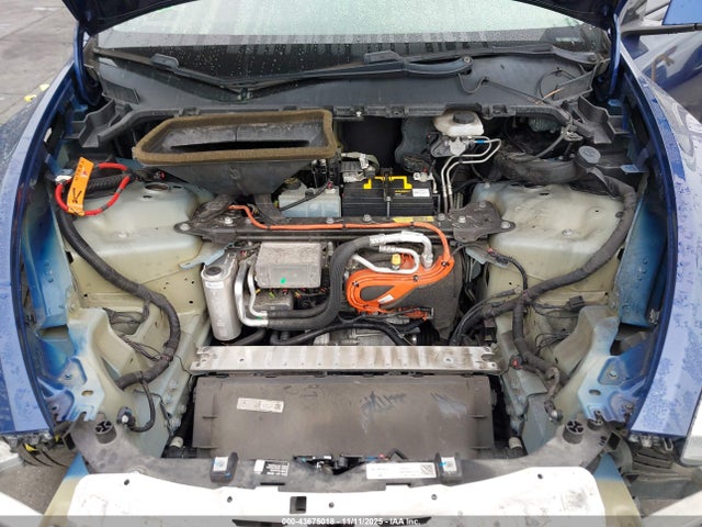 2021 TESLA MODEL Y 5YJYGDEE8MF061565 Photo 9