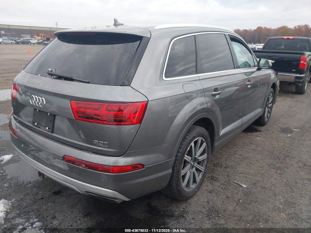 2017 AUDI Q7 WA1VAAF79HD002082 Photo 3