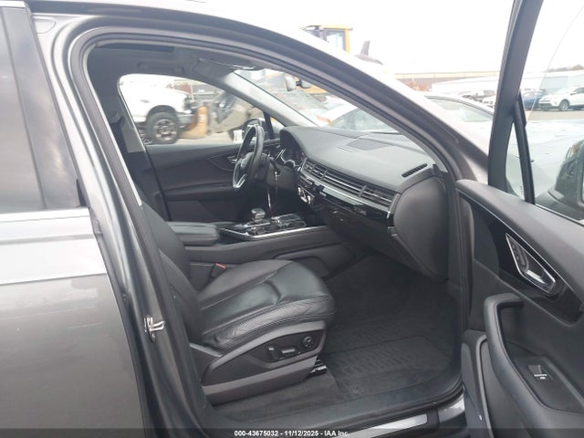 2017 AUDI Q7 WA1VAAF79HD002082 Photo 4