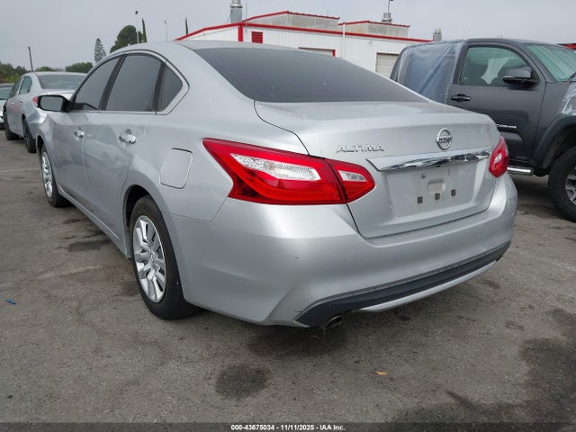 2016 NISSAN ALTIMA 1N4AL3AP0GC200321 Photo 2
