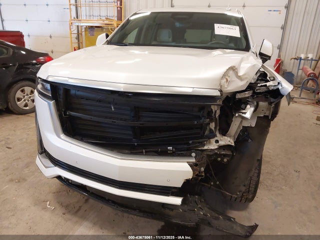 2023 CADILLAC ESCALADE 1GYS4DKL0PR438657 Photo 5