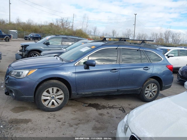 43675108 :رقم المزاد ، 4S4BSBCC5F3304447 vin ، 2015 Subaru Outback 2.5i Premium مزاد بيع