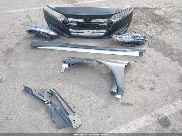 1HGCV2F93KA003330 Honda Accord Touring 2.0t