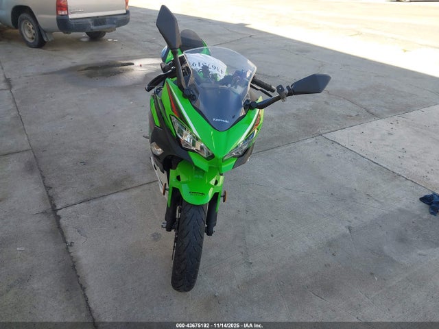 2022 Kawasaki Ex400 მანქანა იყიდება აუქციონზე, vin: JKAEXKG15NDAG9626, აუქციონის ნომერი: 43675192