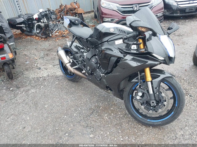 Yamaha Yzf-r1 2023 JYARN66E4PA002705 main image