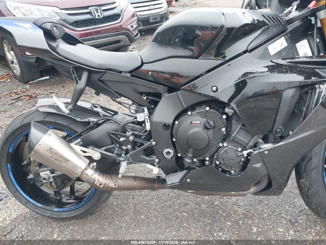Yamaha Yzf-r1 2023 JYARN66E4PA002705 Image 8