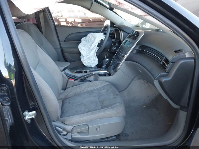 Chevrolet MALIBU LS 2015 1G11B5SL8FF112272 Image 5