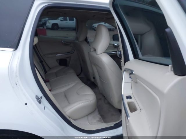 2015 VOLVO XC60 YV4612RK8F2658778 Photo 7