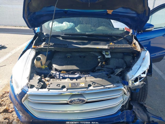 2018 Ford Escape Titanium მანქანა იყიდება აუქციონზე, vin: 1FMCU0J99JUC68422, აუქციონის ნომერი: 43675411