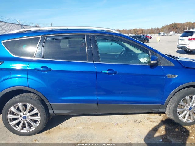 2018 Ford Escape Titanium მანქანა იყიდება აუქციონზე, vin: 1FMCU0J99JUC68422, აუქციონის ნომერი: 43675411