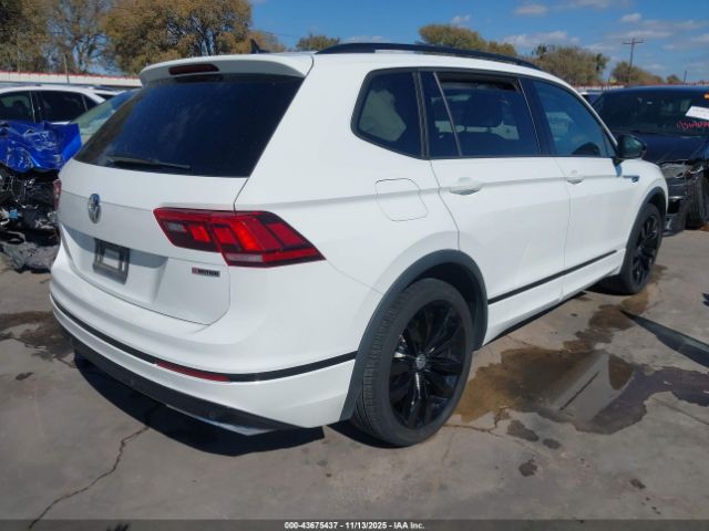2021 VOLKSWAGEN TIGUAN 3VV2B7AX7MM042015 Photo 3