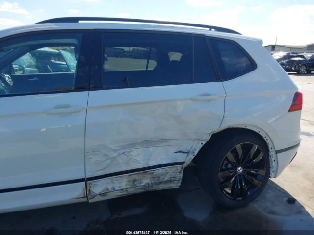 2021 VOLKSWAGEN TIGUAN 3VV2B7AX7MM042015 Photo 5