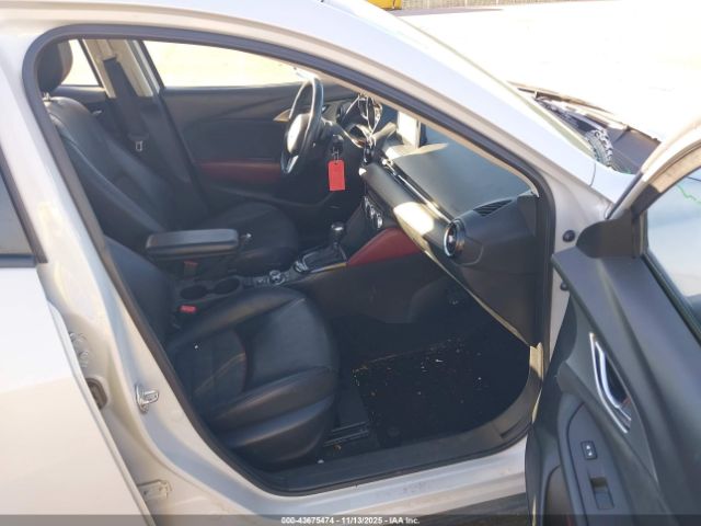 2017 MAZDA CX-3 JM1DKFD77H0154206 Photo 4