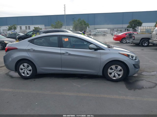 5NPDH4AE9GH728361 Hyundai ELANTRA SE