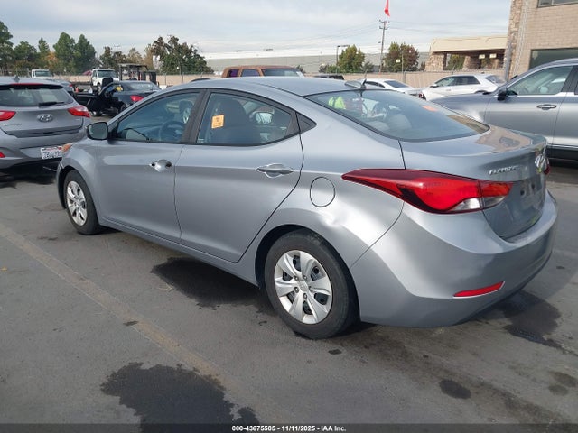 5NPDH4AE9GH728361 Hyundai ELANTRA SE