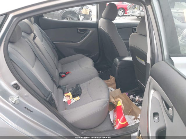 5NPDH4AE9GH728361 Hyundai ELANTRA SE