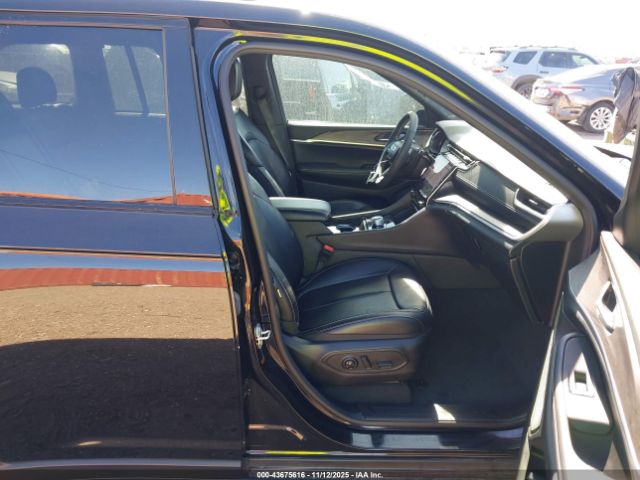 2024 JEEP GRAND CHEROKEE 1C4RJGBGXRC237260 Photo 4